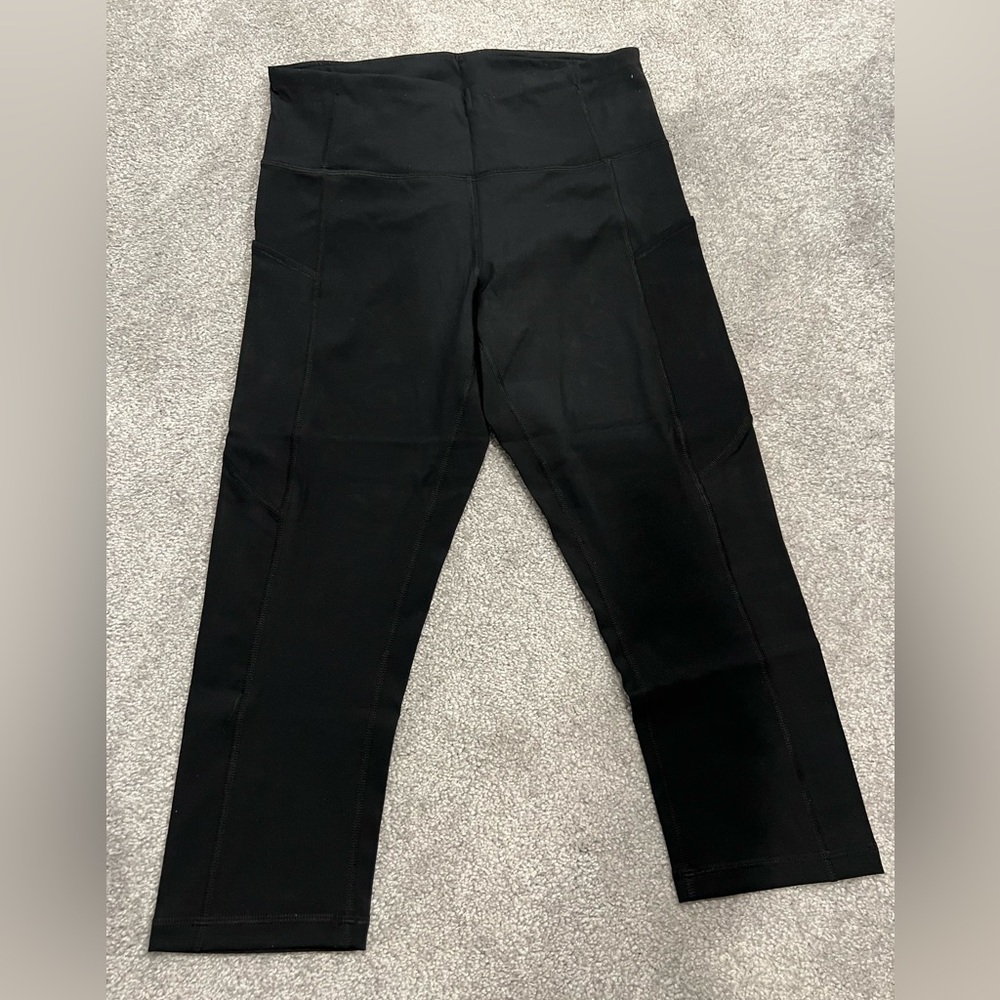Cropped Yoga Pants with Pockets